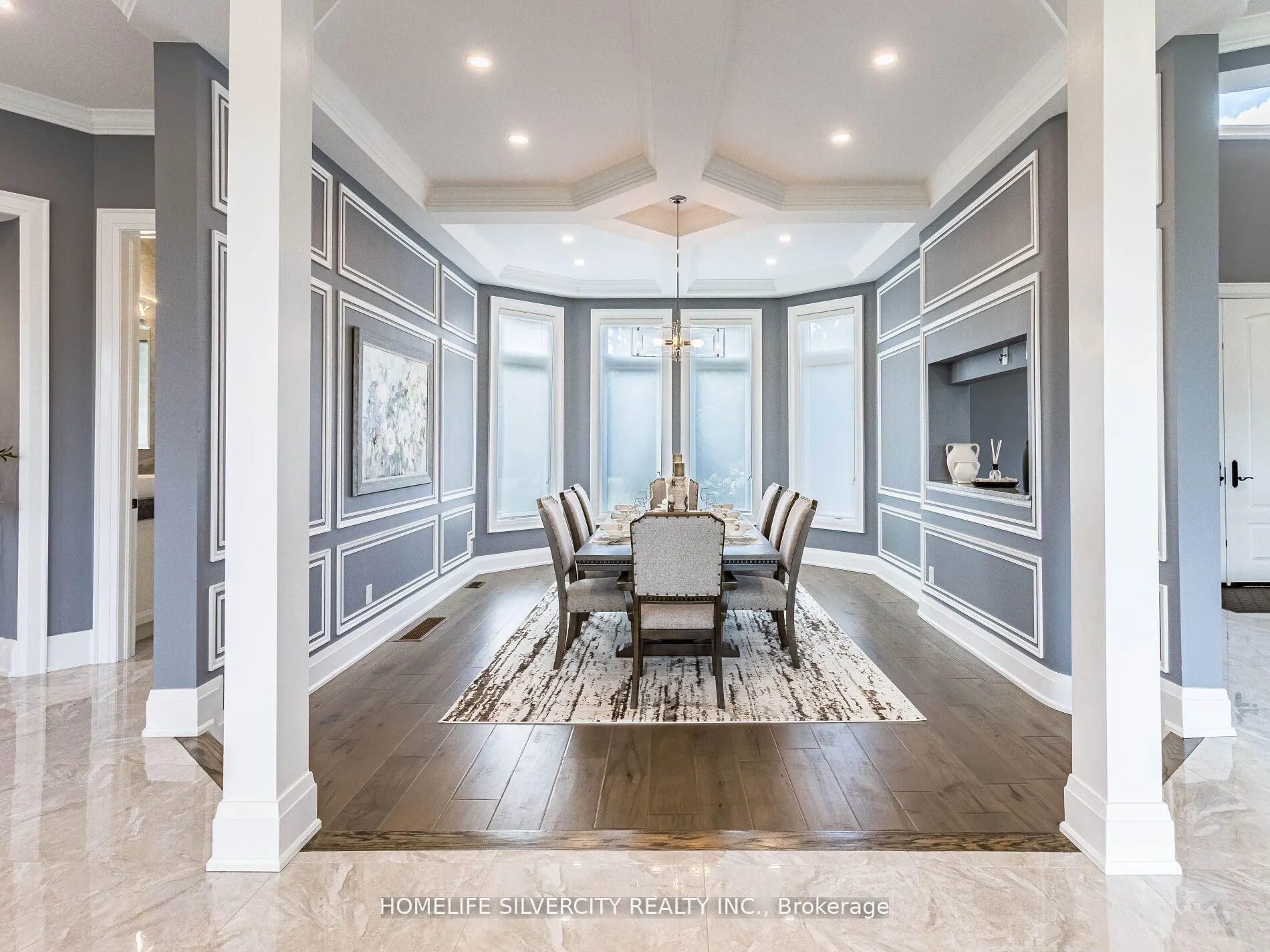 Photo 9 of 63 Poplar Street, Hamilton, Rural Ancaster — HOMEH