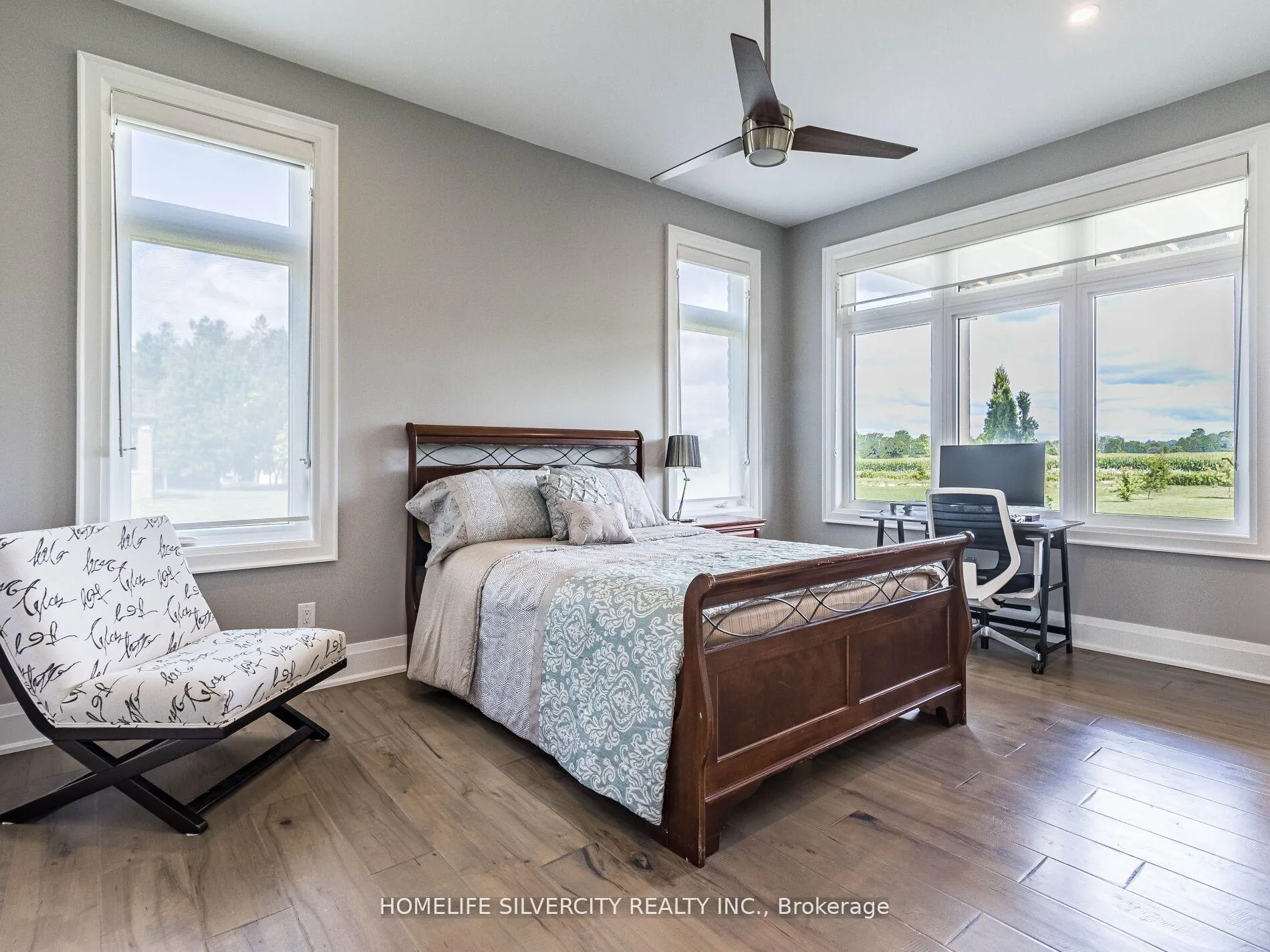 Photo 17 of 63 Poplar Street, Hamilton, Rural Ancaster — HOMEH