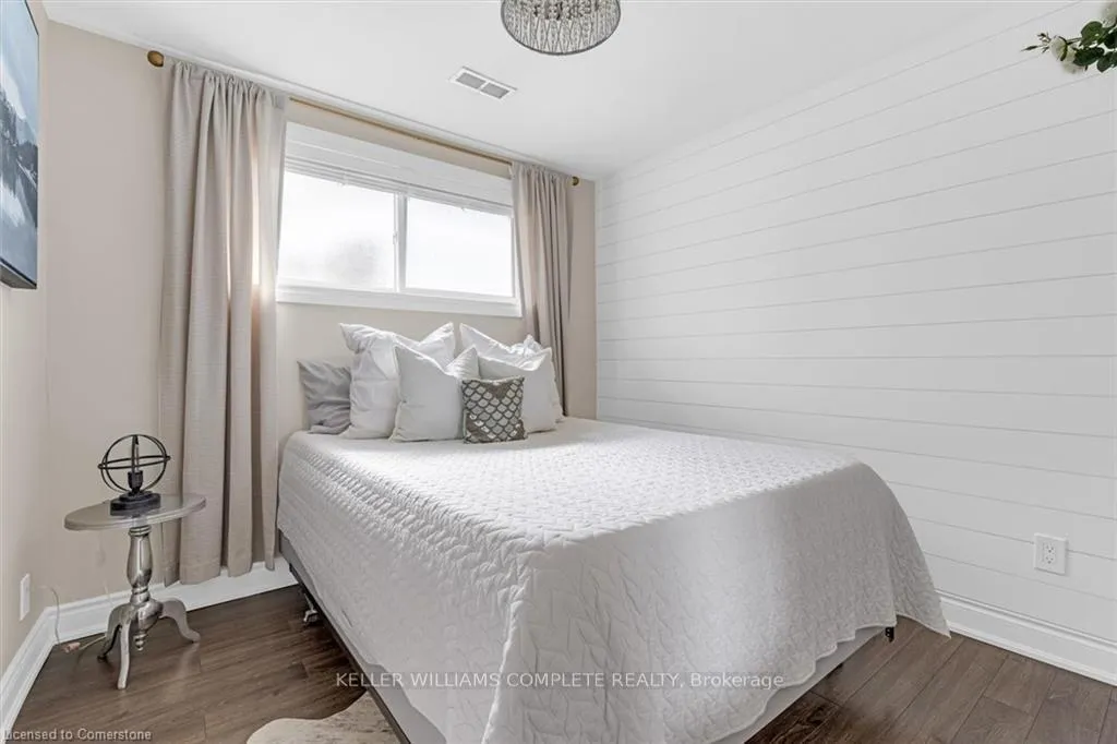 Photo 26 of 46 Terrace Drive, Hamilton, Dundas — HOMEH