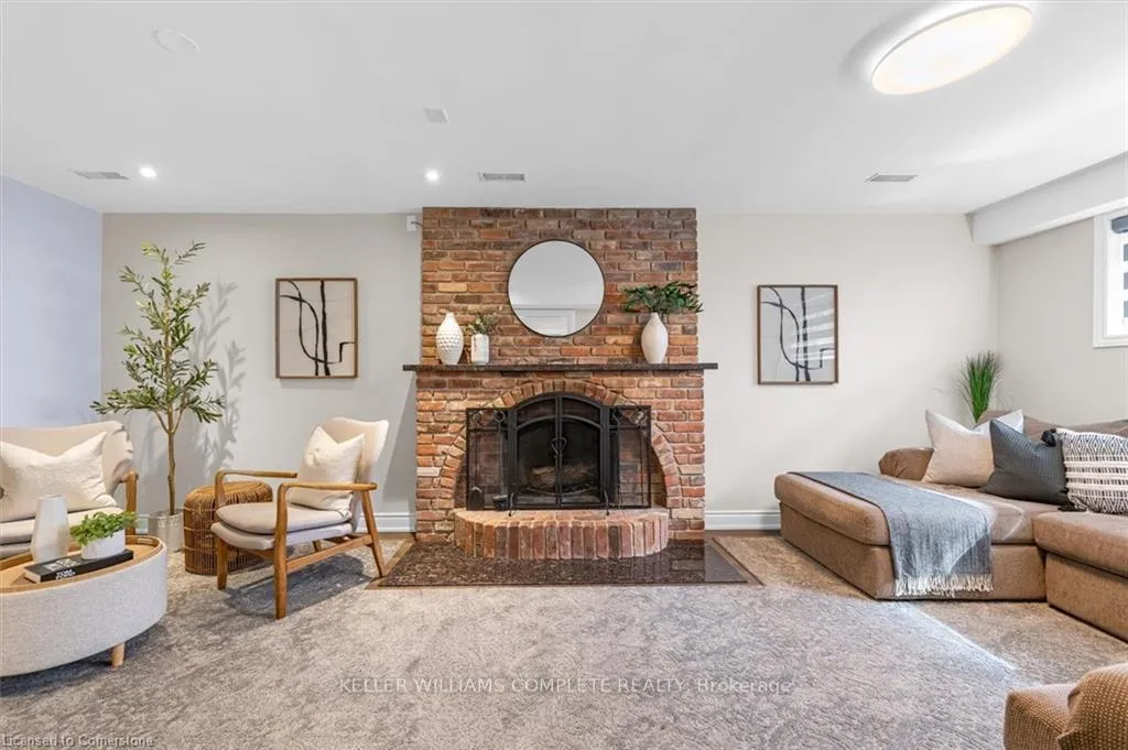 Photo 30 of 46 Terrace Drive, Hamilton, Dundas — HOMEH