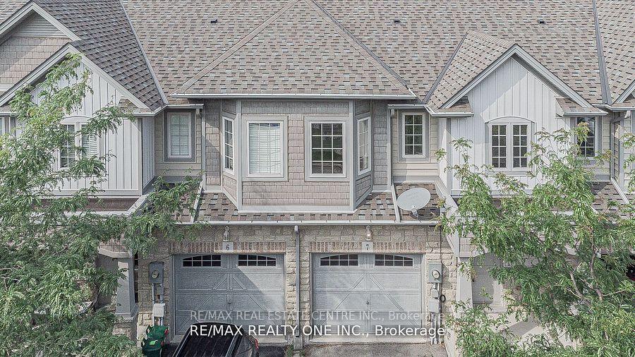Front of Unit 7, 7 Lakelawn Road