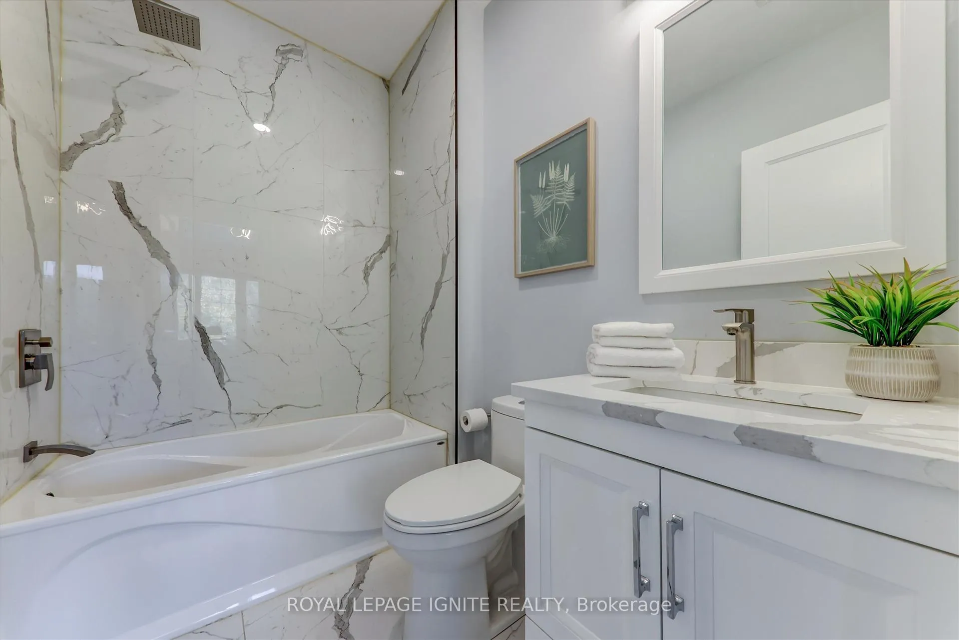 Photo 26 of 123 Baldwin Street, Whitby, Brooklin — HOMEH