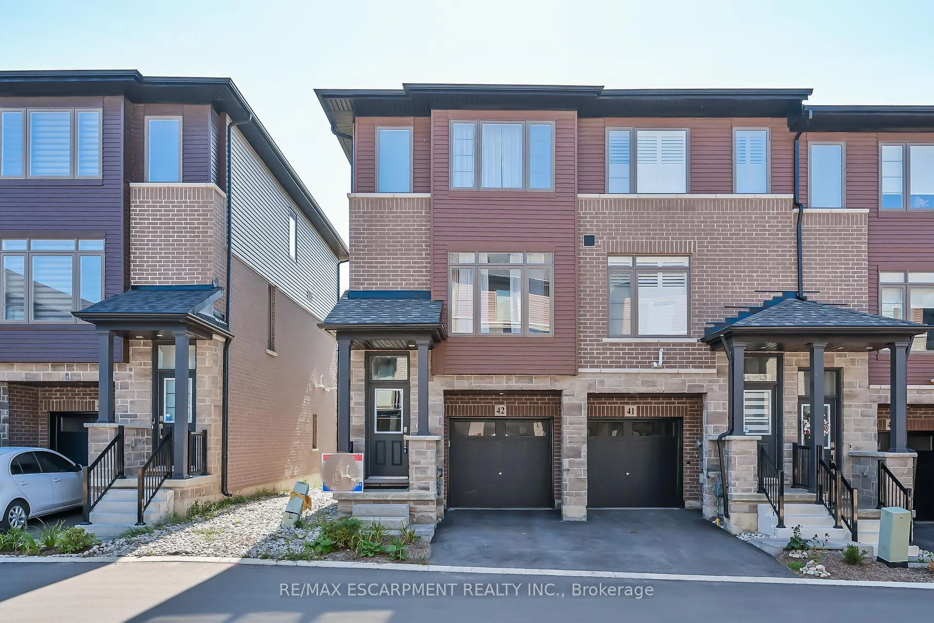 Photo 1 of Unit 42, 61 Soho Street, Hamilton, Stoney Creek Mountain — HOMEH