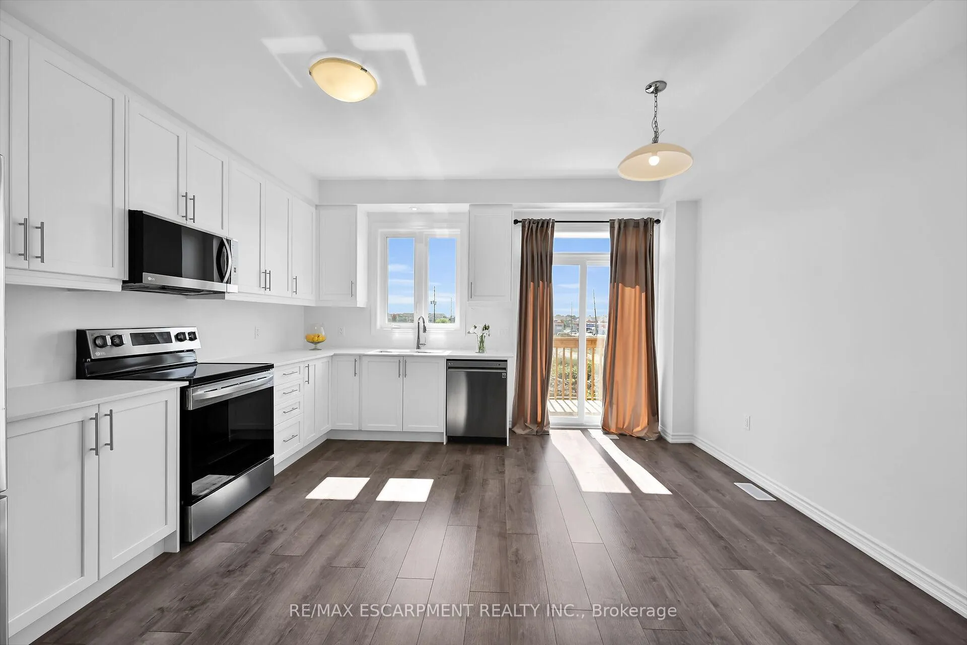 Photo 5 of Unit 42, 61 Soho Street, Hamilton, Stoney Creek Mountain — HOMEH