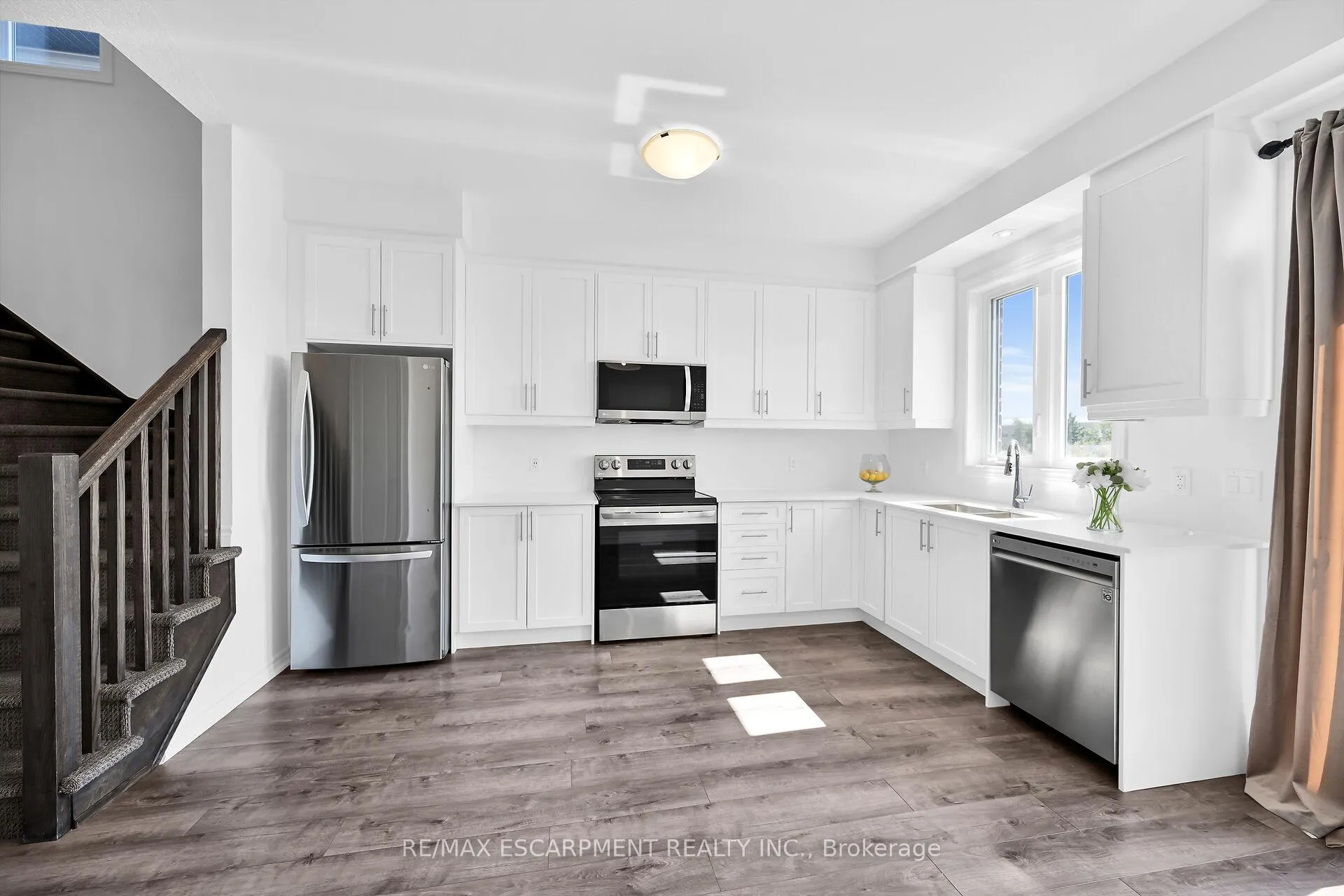 Photo 6 of Unit 42, 61 Soho Street, Hamilton, Stoney Creek Mountain — HOMEH