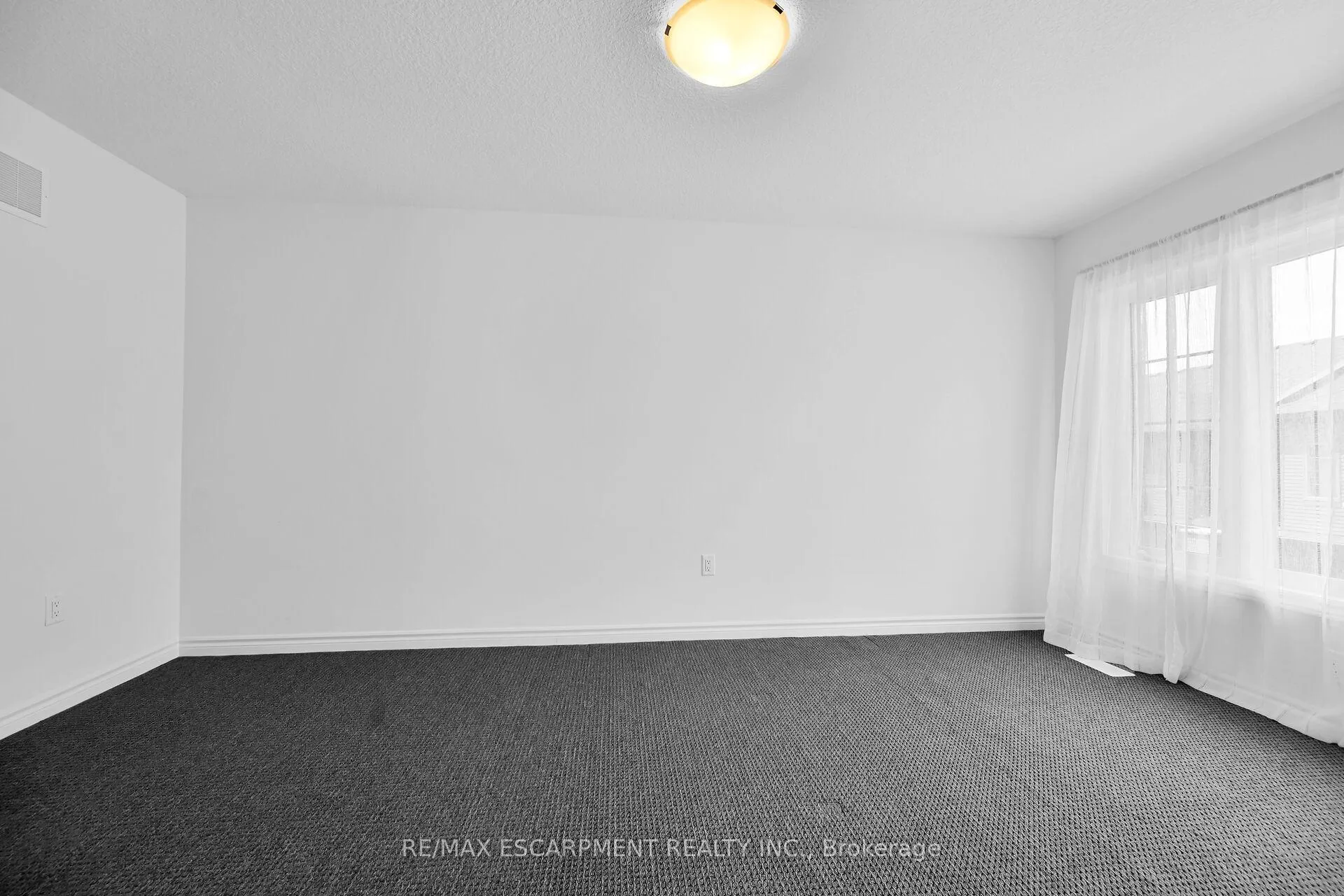 Photo 14 of Unit 42, 61 Soho Street, Hamilton, Stoney Creek Mountain — HOMEH
