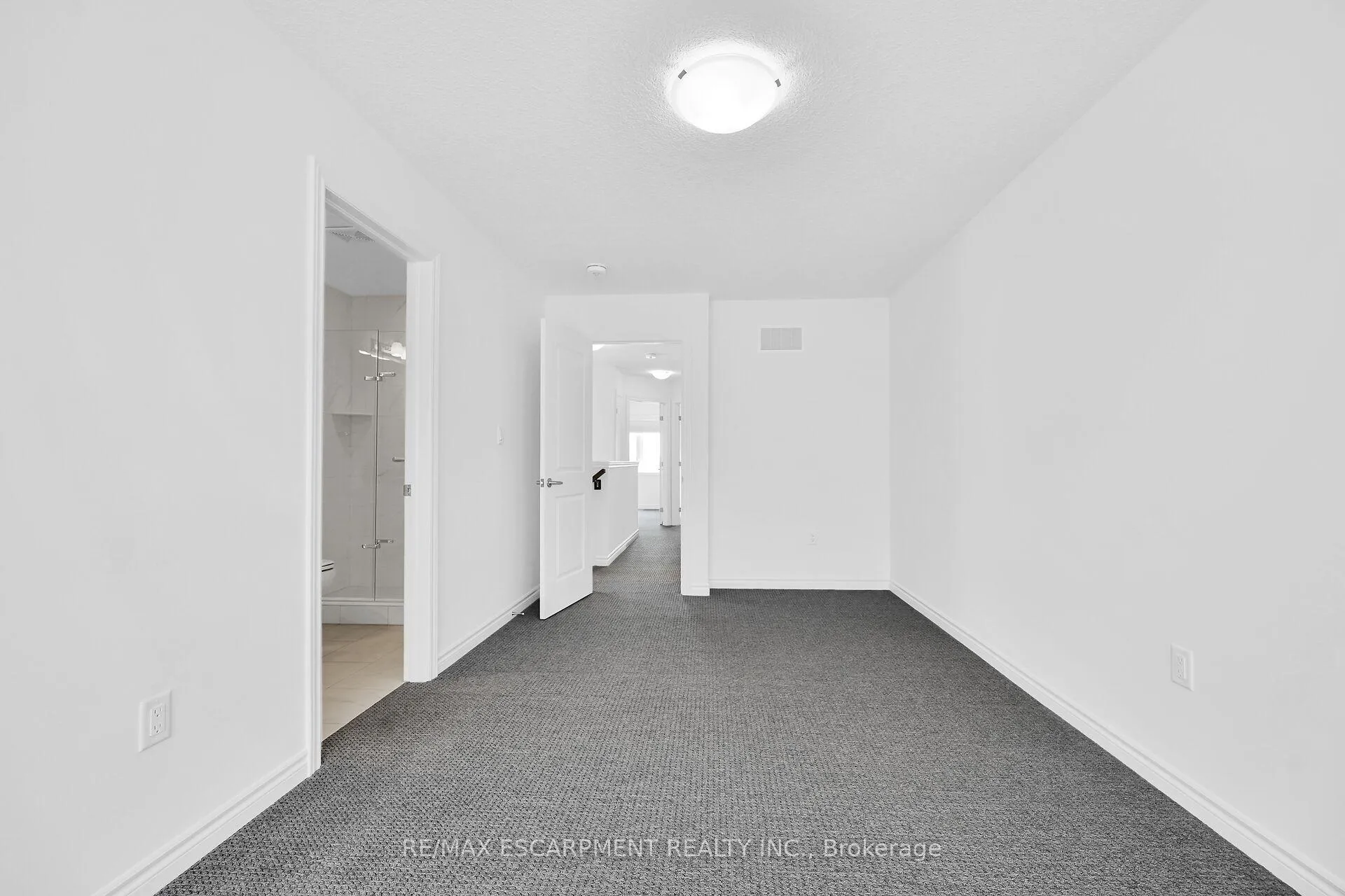 Photo 15 of Unit 42, 61 Soho Street, Hamilton, Stoney Creek Mountain — HOMEH