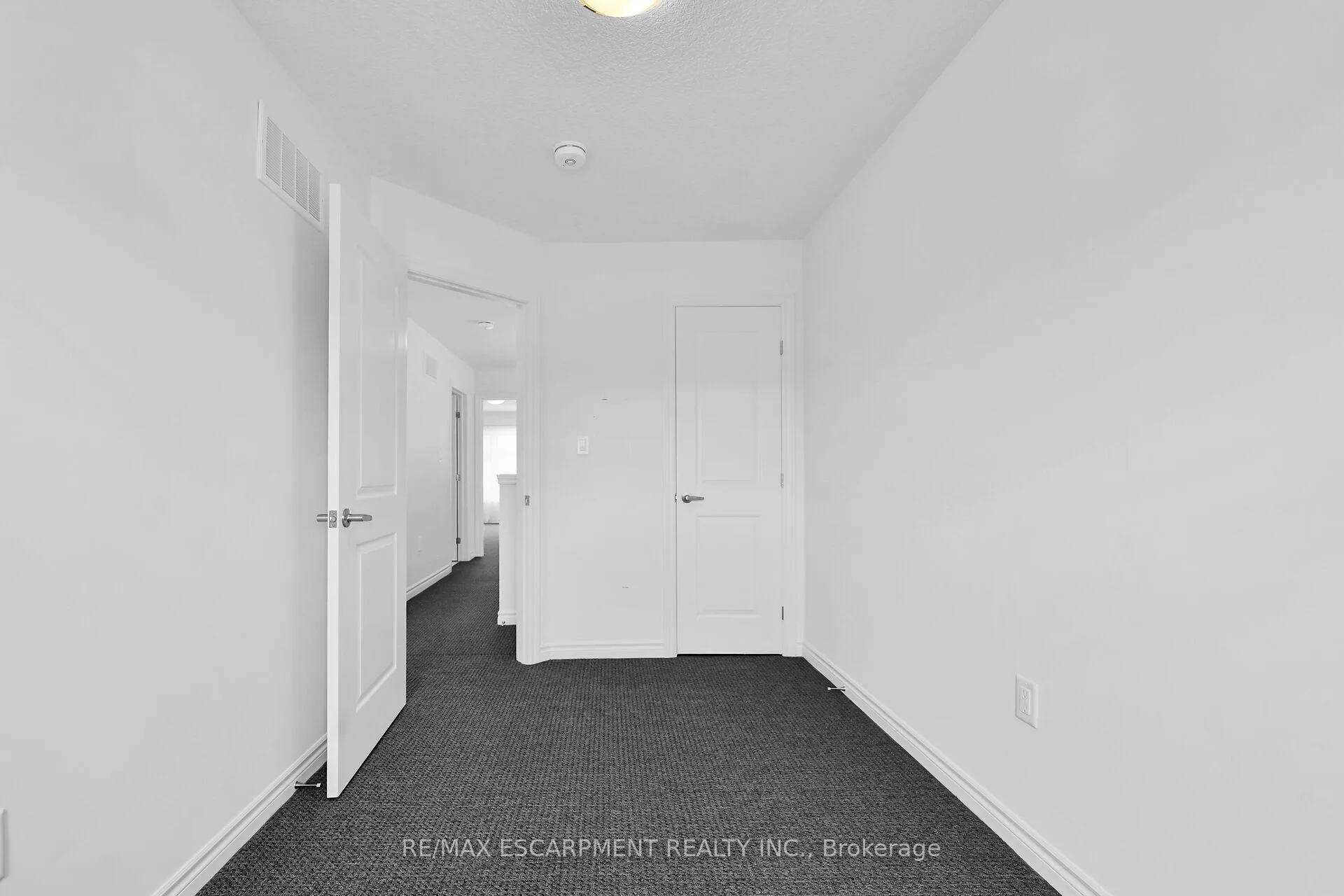 Photo 23 of Unit 42, 61 Soho Street, Hamilton, Stoney Creek Mountain — HOMEH
