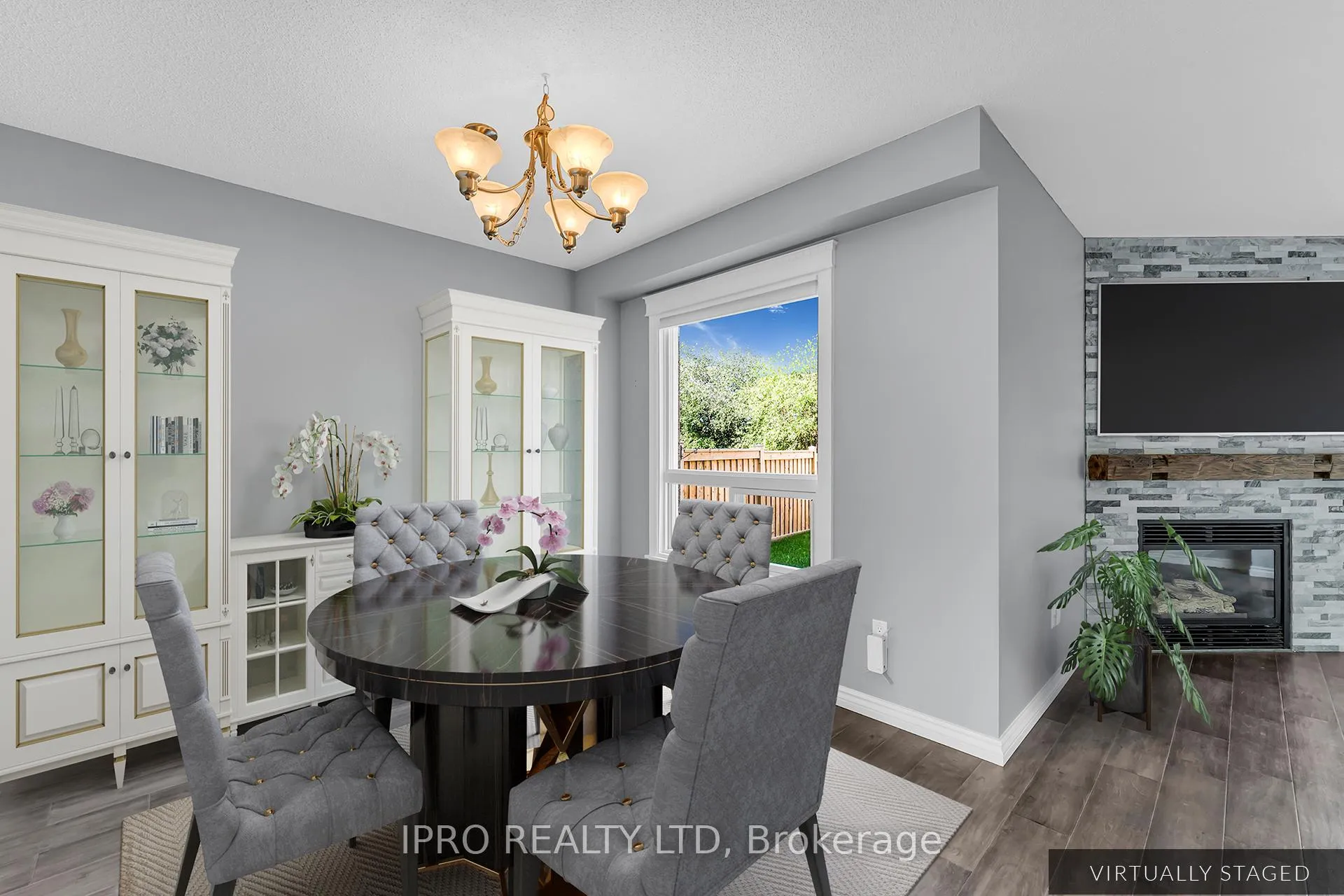 Photo 10 of 38 Gardenia Way, Caledon, Rural Caledon — HOMEH