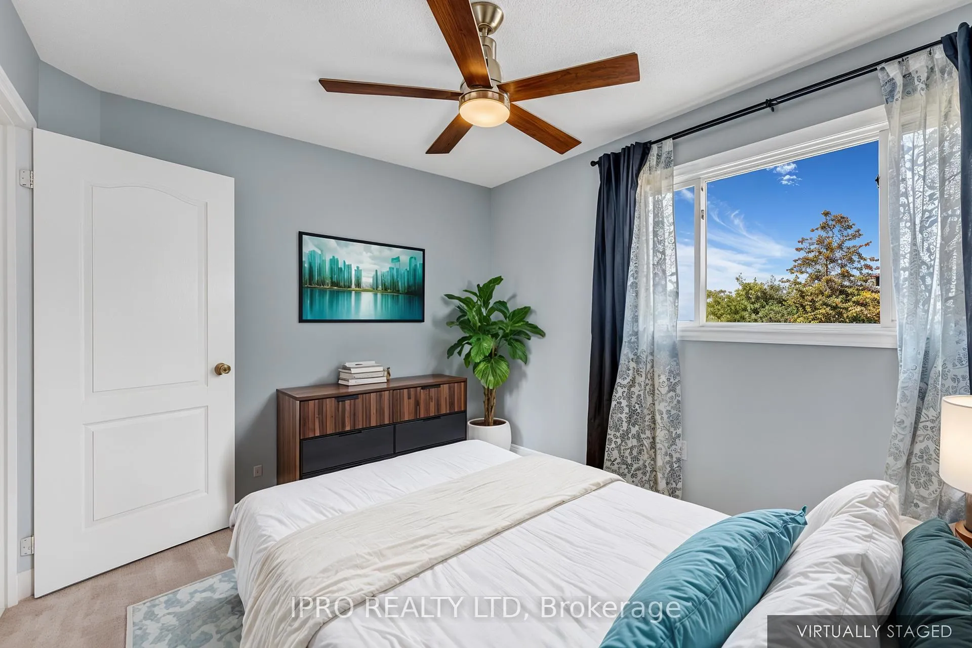 Photo 15 of 38 Gardenia Way, Caledon, Rural Caledon — HOMEH
