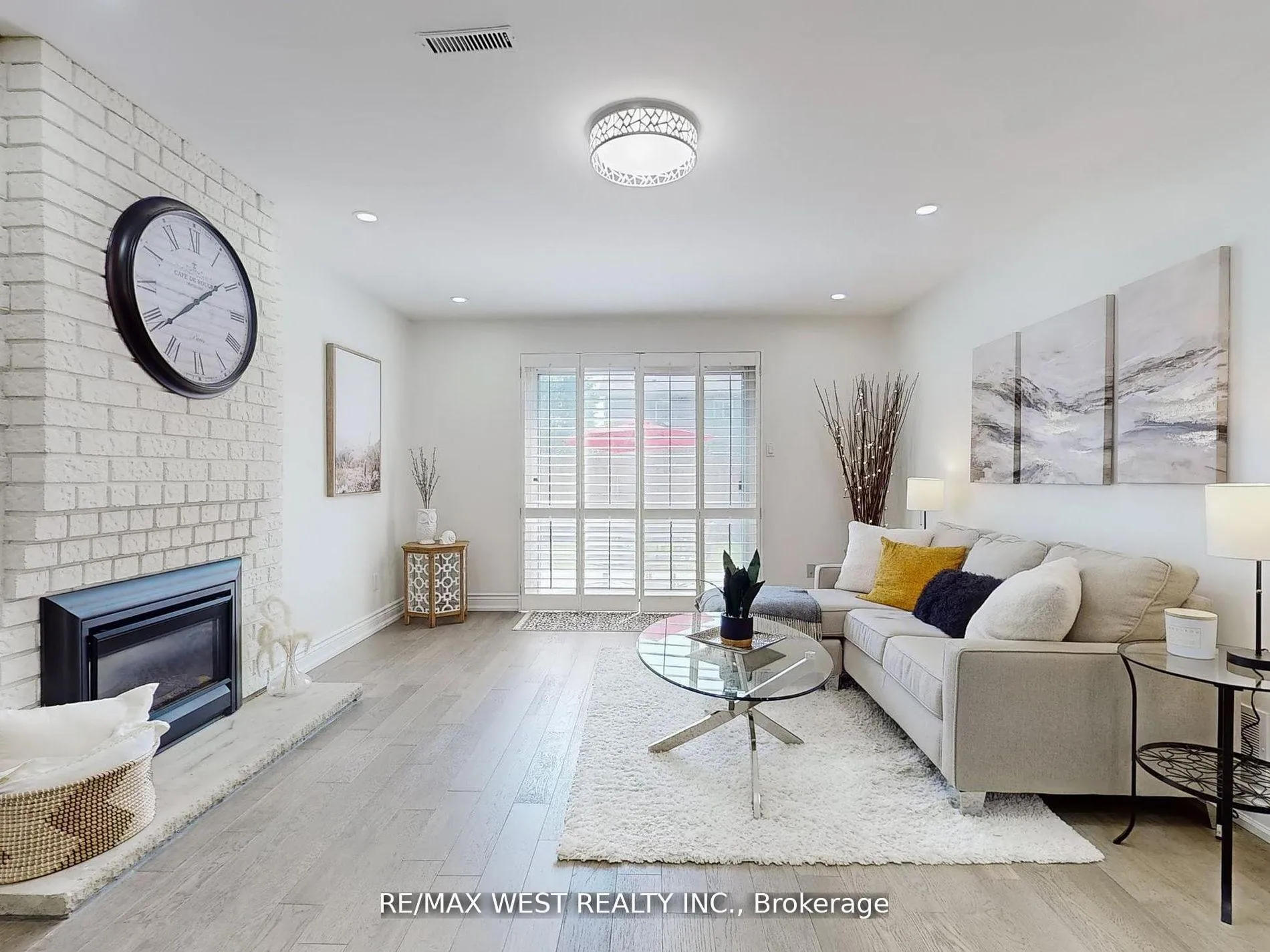 Photo 17 of 621 Ariel Crescent, Pickering, Amberlea — HOMEH