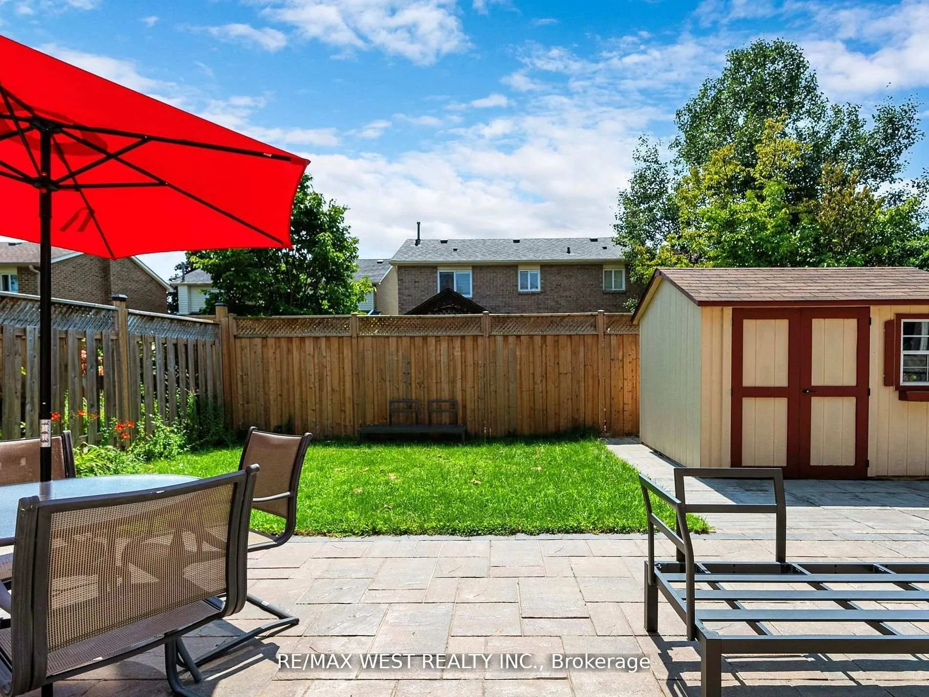Photo 25 of 621 Ariel Crescent, Pickering, Amberlea — HOMEH