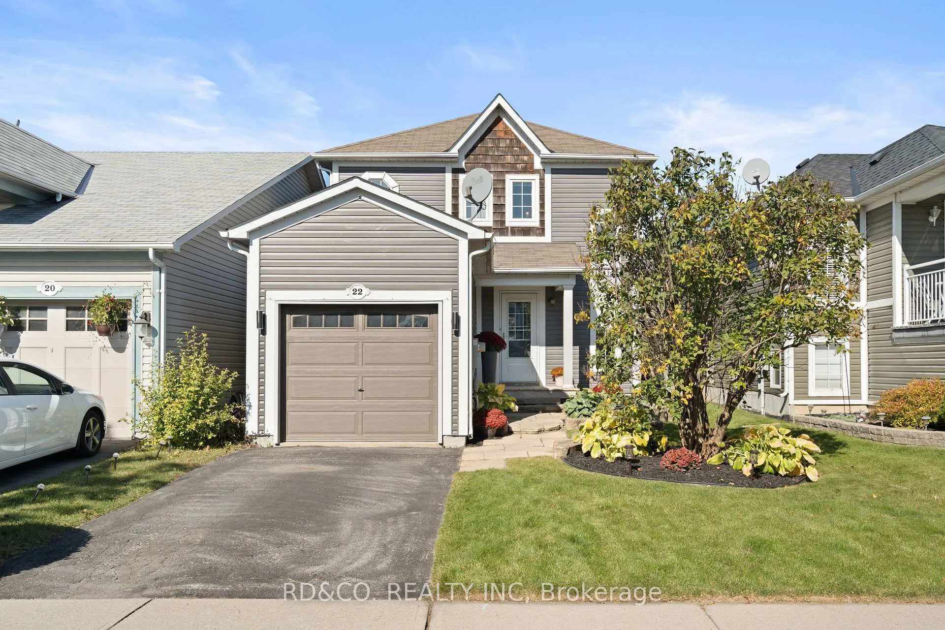 Photo 1 of 22 Beacham Crescent, Clarington, Newcastle — HOMEH
