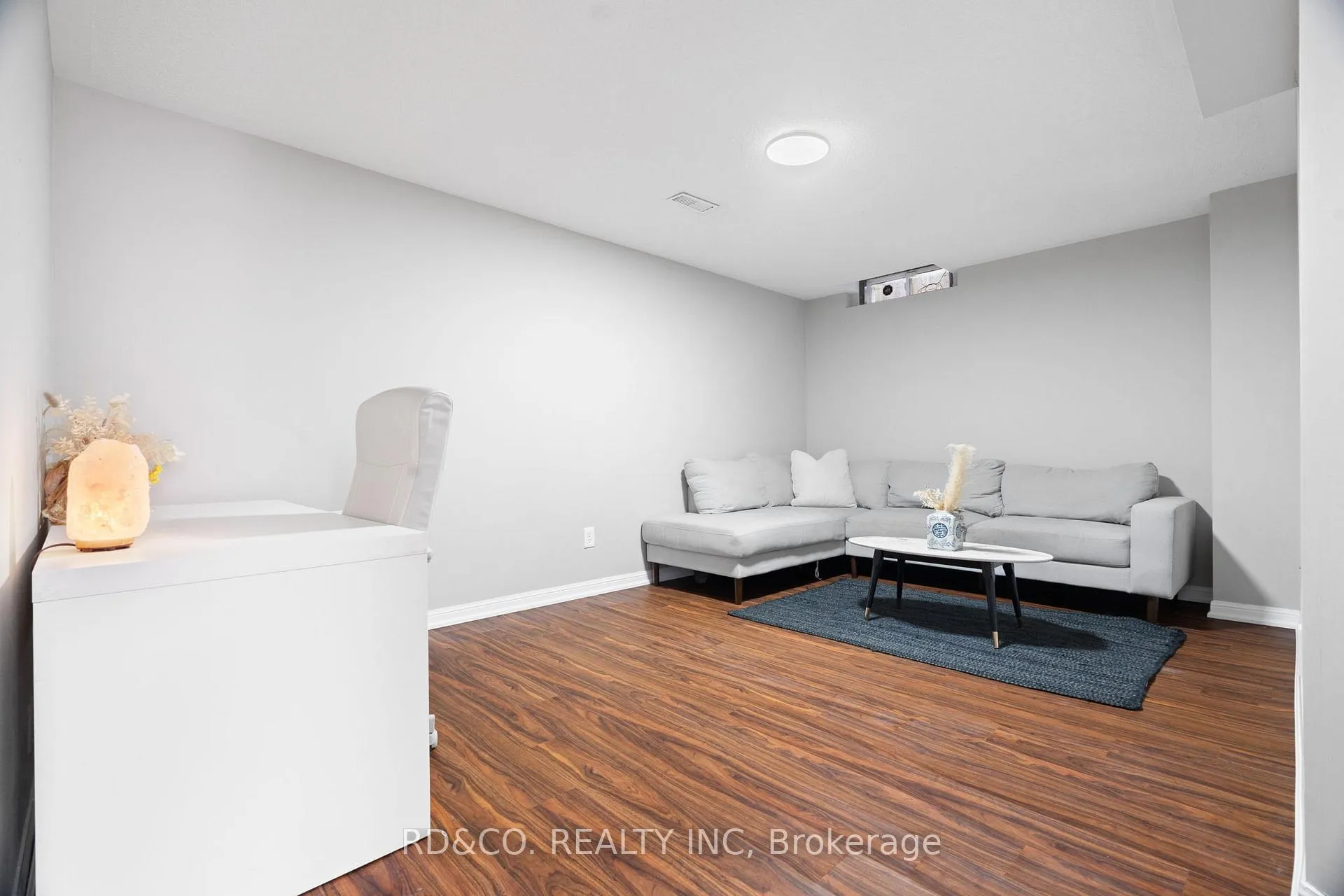 Photo 20 of 22 Beacham Crescent, Clarington, Newcastle — HOMEH