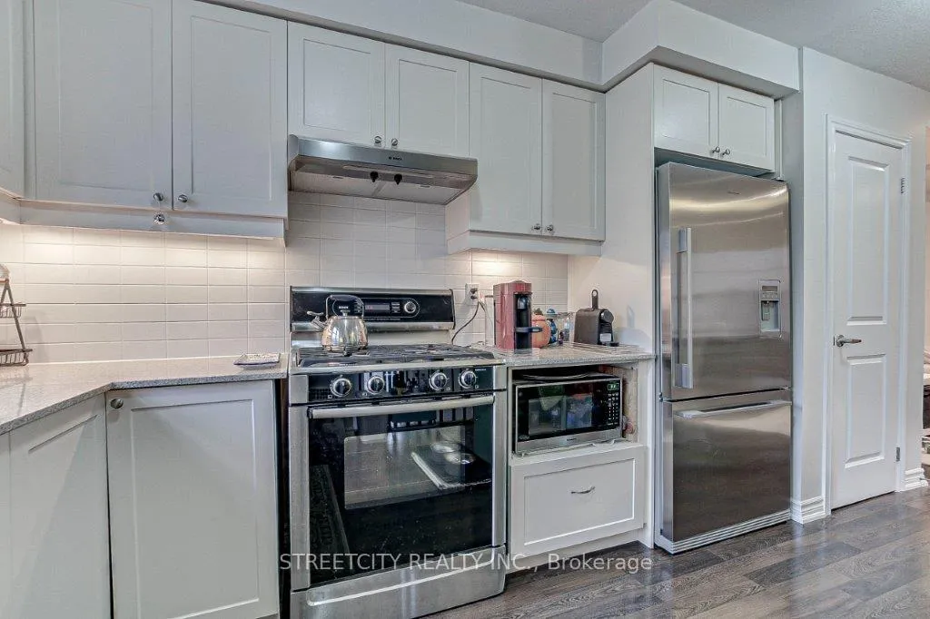 Photo 6 of Unit 6, 701 Homer Watson Boulevard, Kitchener — HOMEH