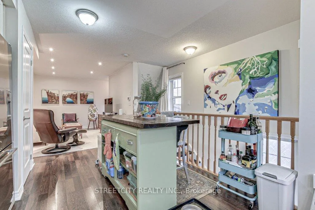 Photo 9 of Unit 6, 701 Homer Watson Boulevard, Kitchener — HOMEH