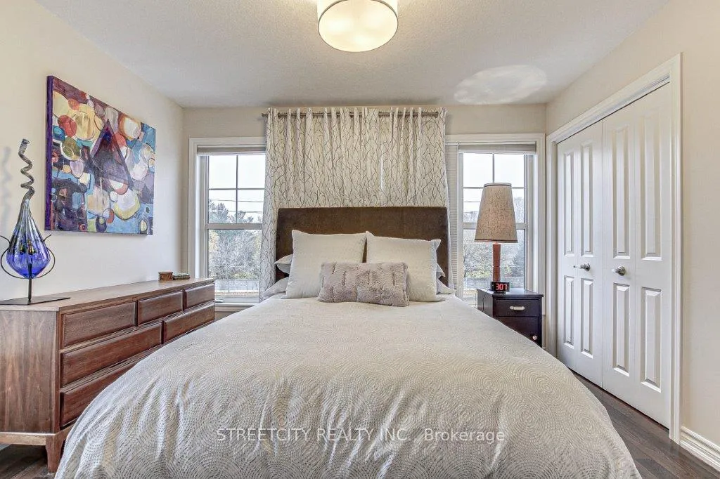 Photo 12 of Unit 6, 701 Homer Watson Boulevard, Kitchener — HOMEH