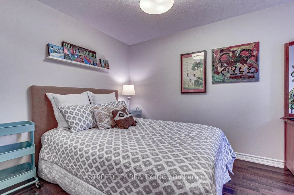Photo 14 of Unit 6, 701 Homer Watson Boulevard, Kitchener — HOMEH