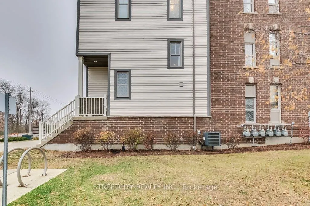 Photo 20 of Unit 6, 701 Homer Watson Boulevard, Kitchener — HOMEH