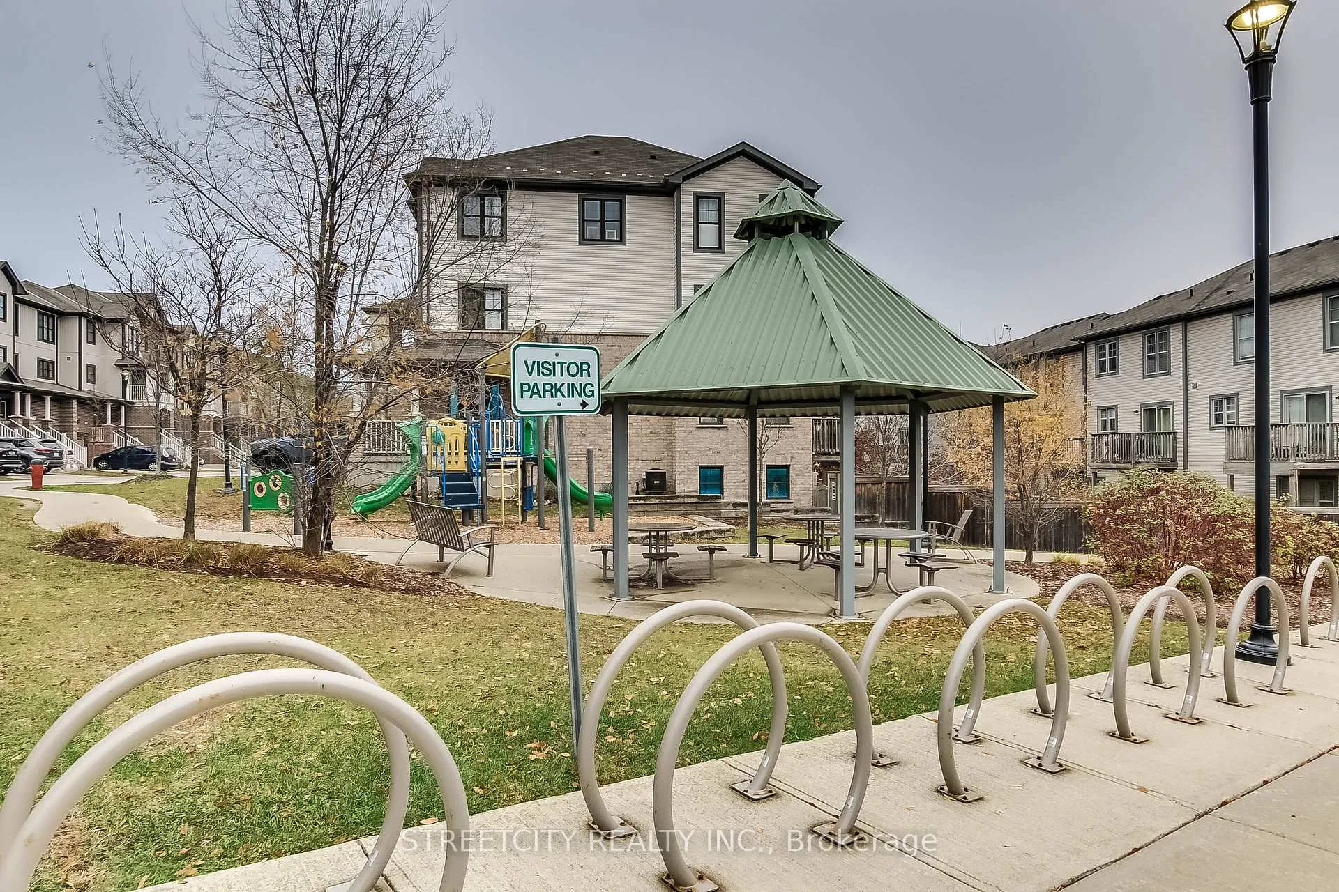 Photo 23 of Unit 6, 701 Homer Watson Boulevard, Kitchener — HOMEH