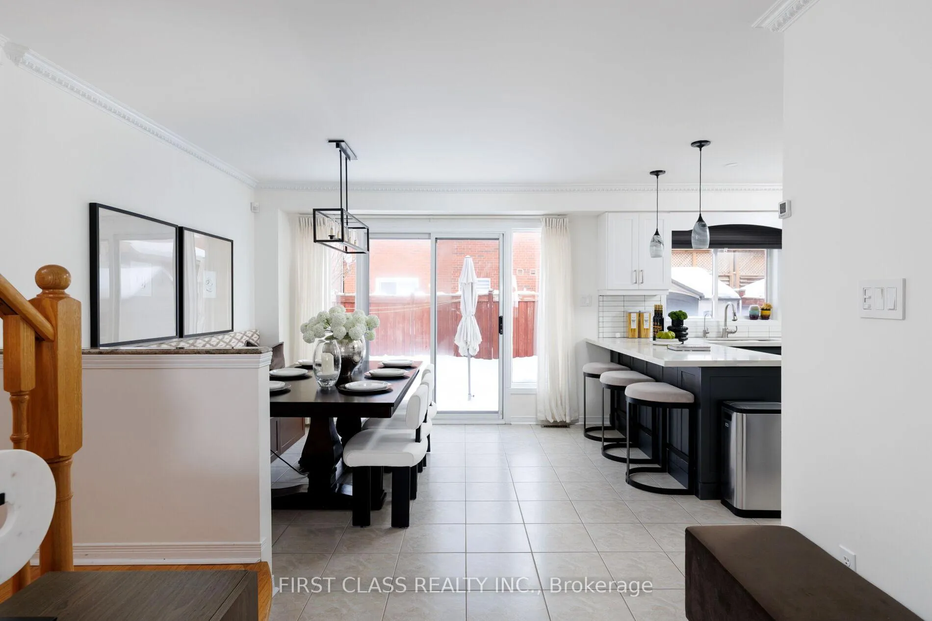 Photo 8 of 39 Dylan Street, Vaughan, Vellore Village — HOMEH