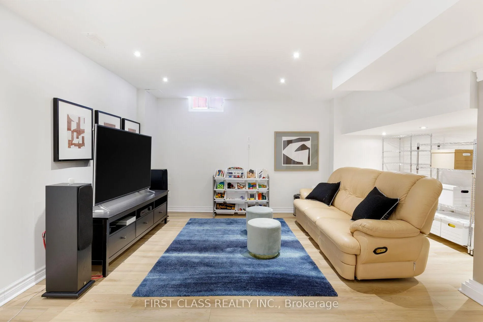 Photo 24 of 39 Dylan Street, Vaughan, Vellore Village — HOMEH