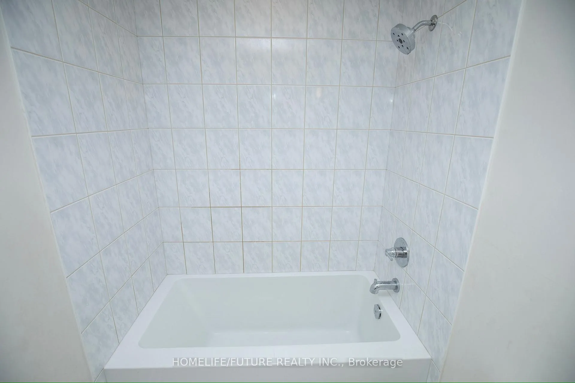 Photo 19 of 1352 Bradenton Path, Oshawa, Eastdale — HOMEH