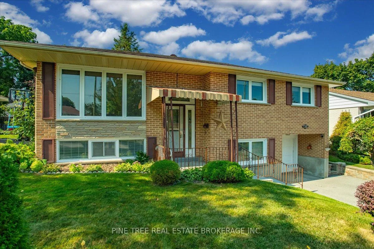 Photo 1 of 16 Lay Street, Barrie, City Centre — HOMEH