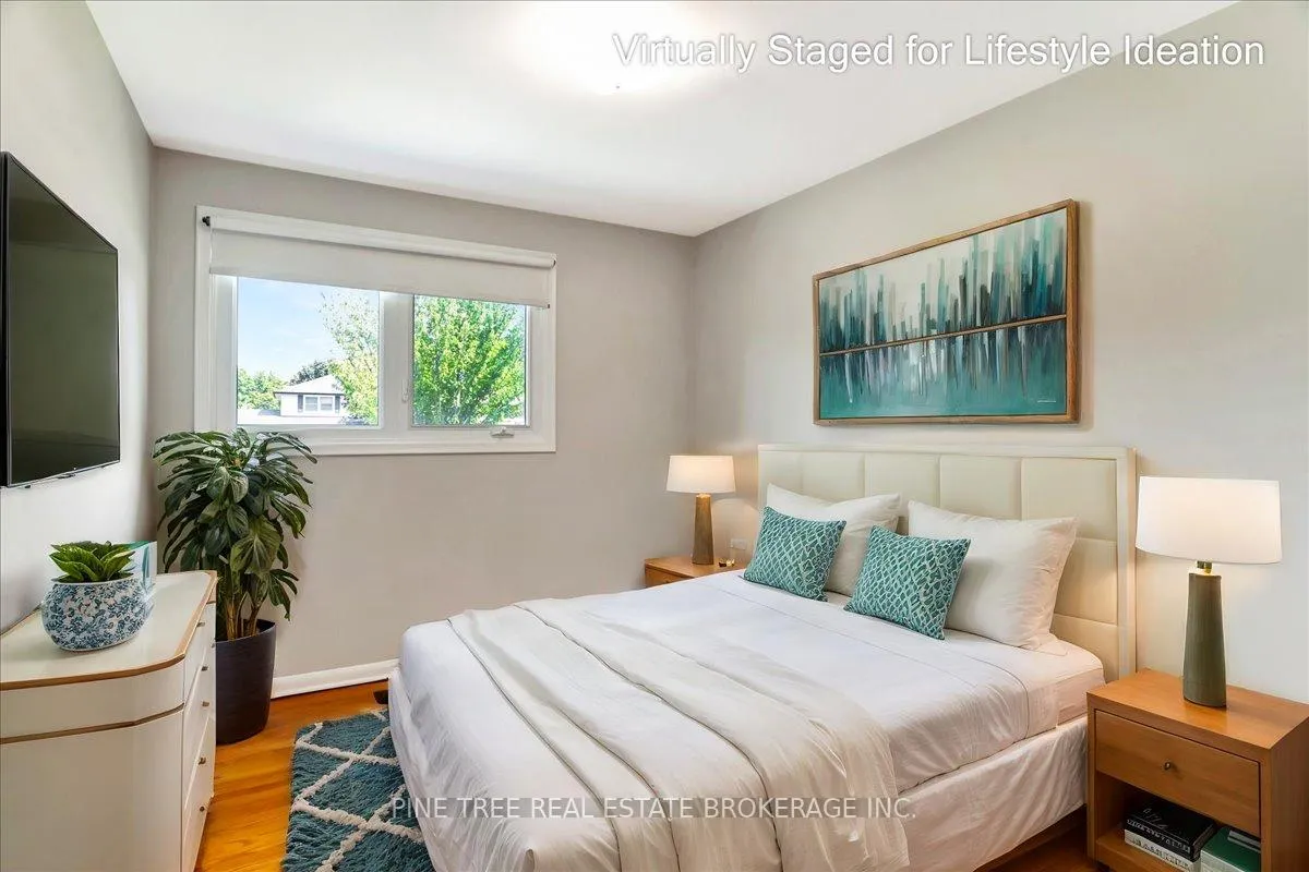 Photo 12 of 16 Lay Street, Barrie, City Centre — HOMEH