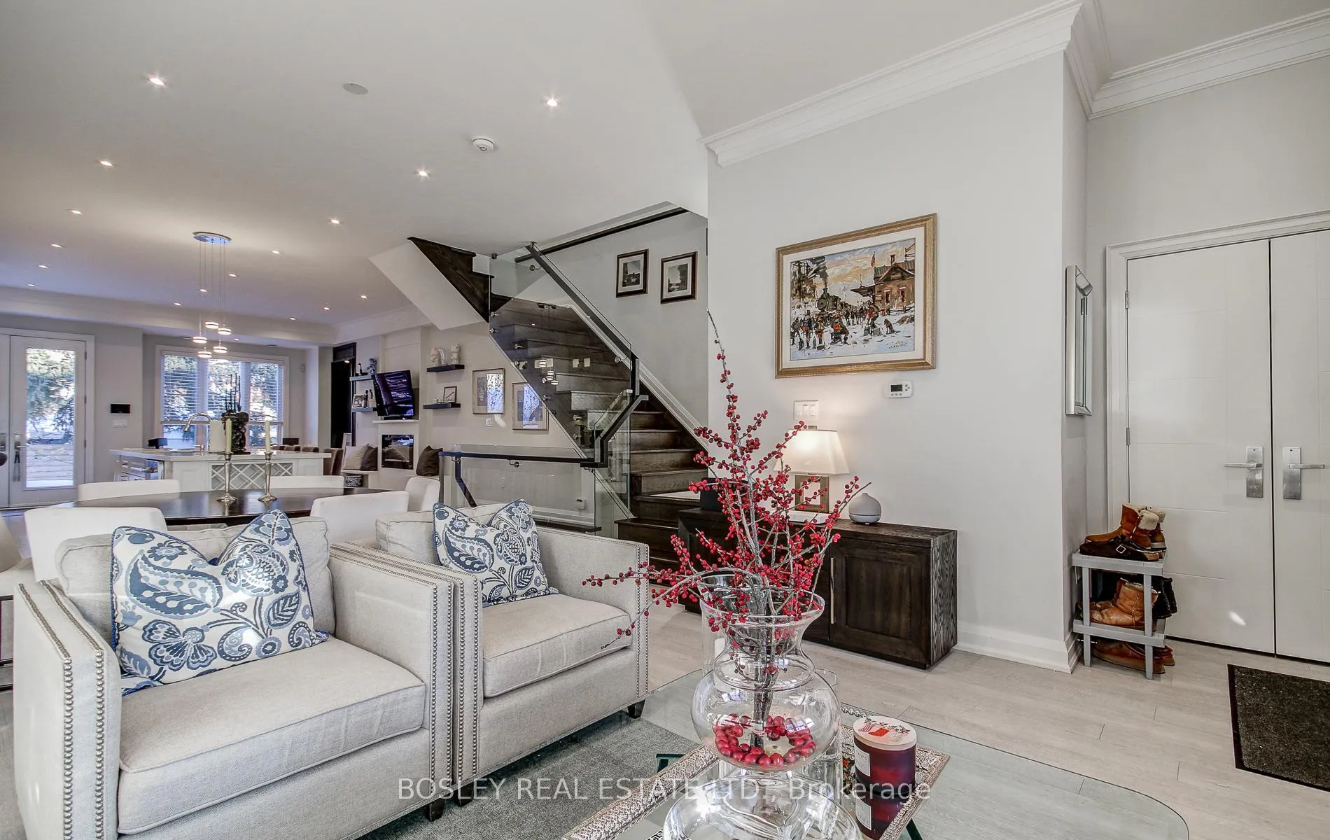 Photo 7 of 61 Thurston Road, Toronto, Mount Pleasant East — HOMEH