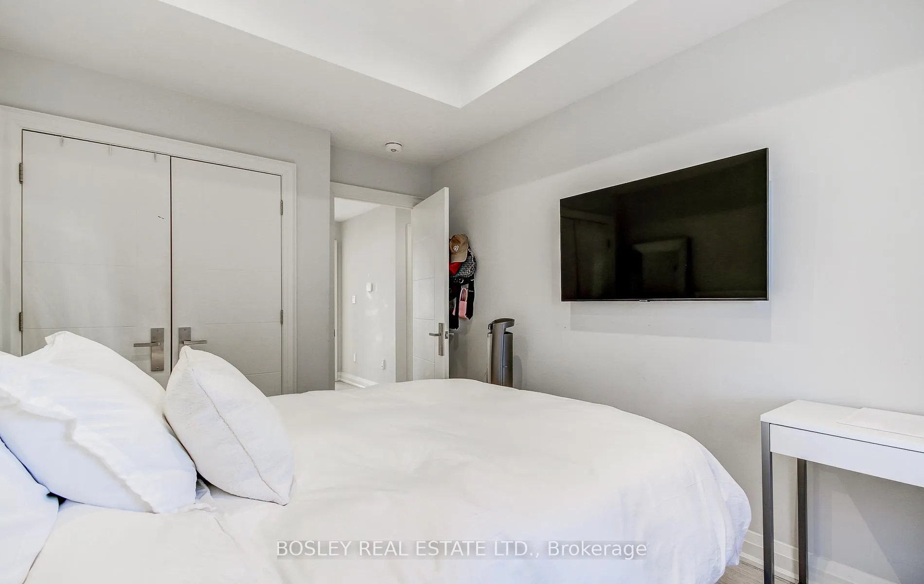 Photo 32 of 61 Thurston Road, Toronto, Mount Pleasant East — HOMEH
