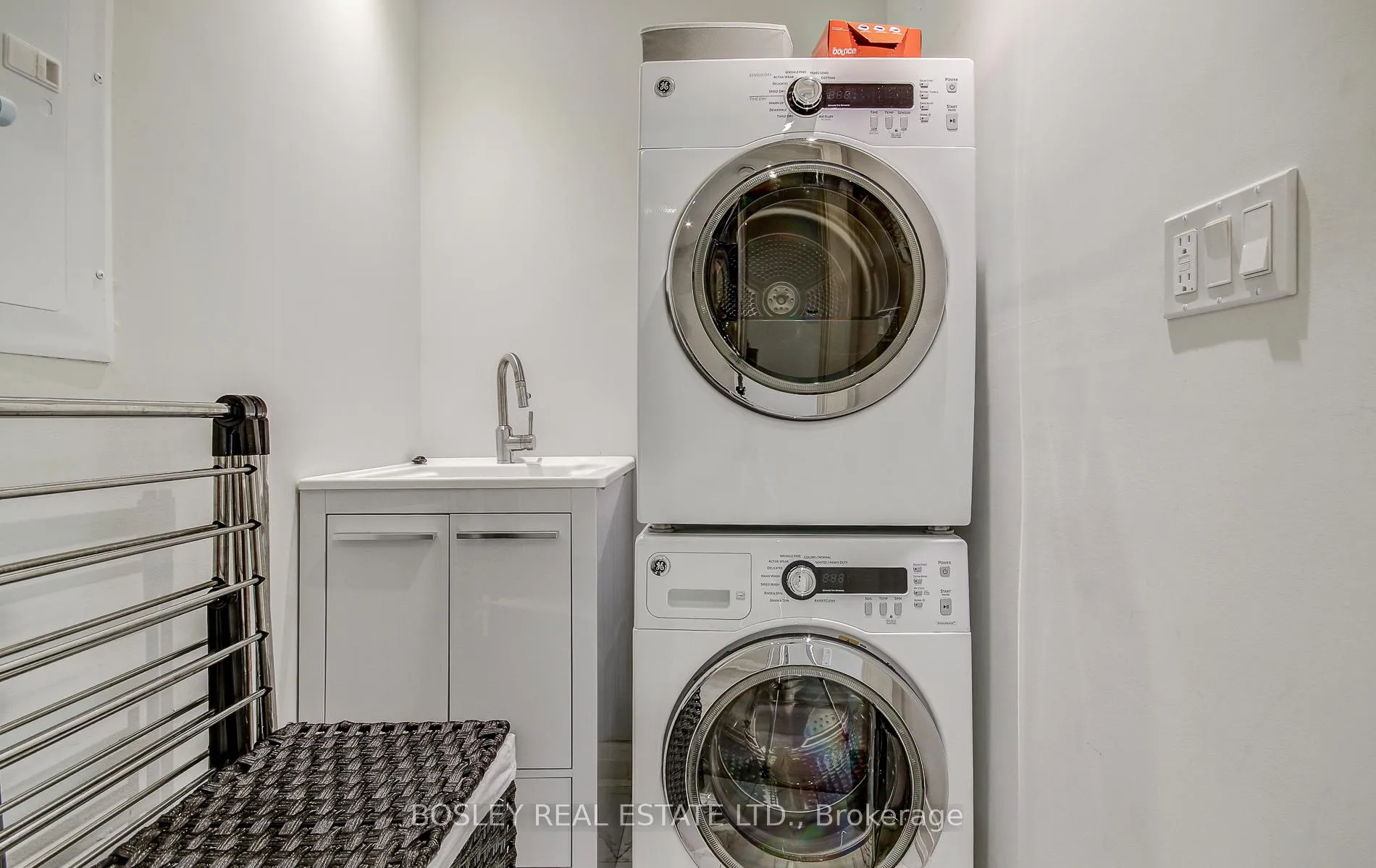 Photo 35 of 61 Thurston Road, Toronto, Mount Pleasant East — HOMEH