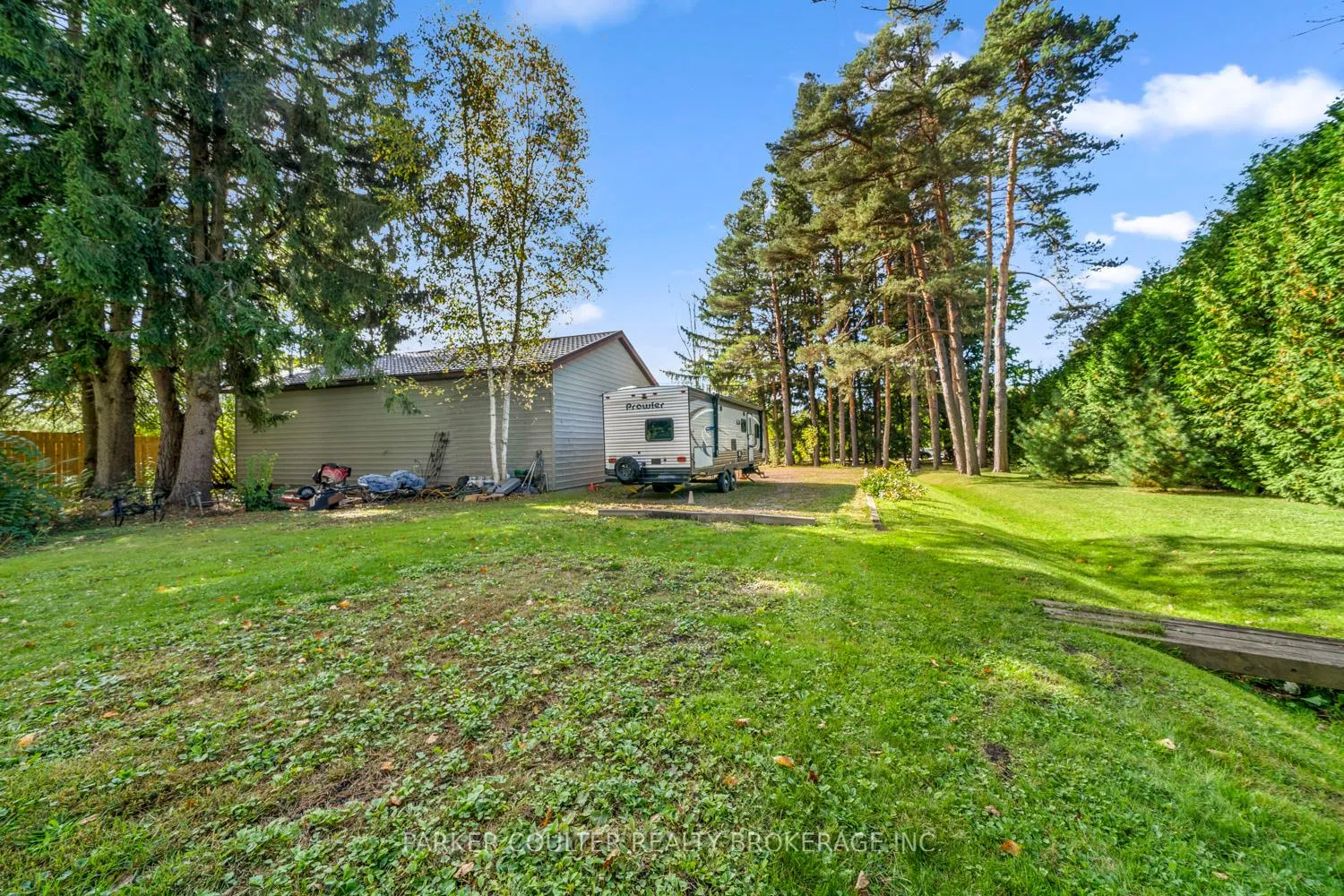 Photo 9 of 205 Fox Street, Penetanguishene — HOMEH