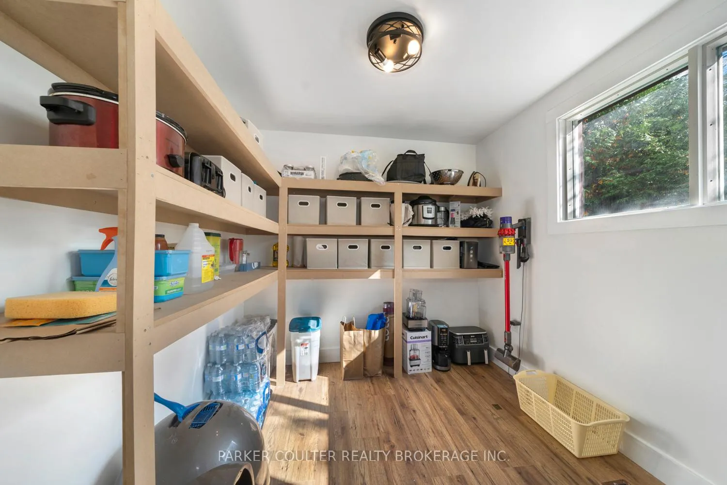 Photo 18 of 205 Fox Street, Penetanguishene — HOMEH