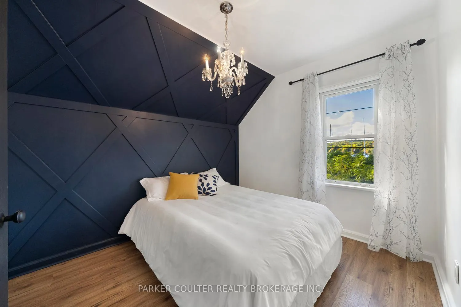 Photo 27 of 205 Fox Street, Penetanguishene — HOMEH