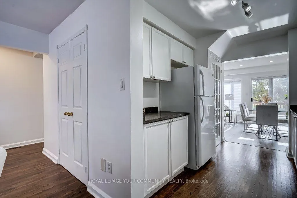 Photo 12 of 679 Graceland Court S, Pickering, Amberlea — HOMEH