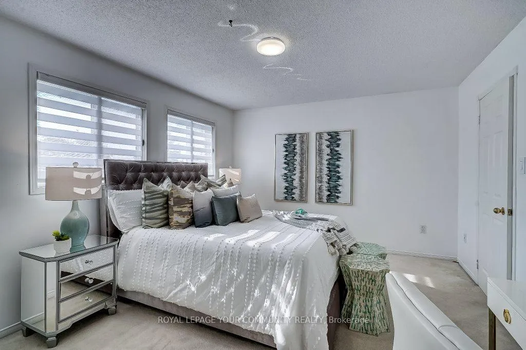 Photo 16 of 679 Graceland Court S, Pickering, Amberlea — HOMEH