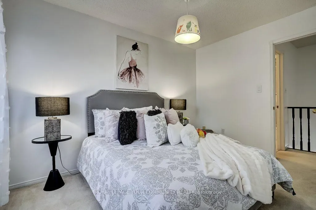 Photo 19 of 679 Graceland Court S, Pickering, Amberlea — HOMEH