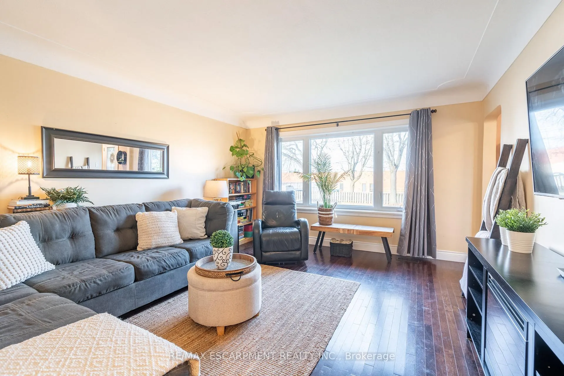 Photo 8 of 702 Seventh Avenue, Hamilton, Hampton Heights — HOMEH