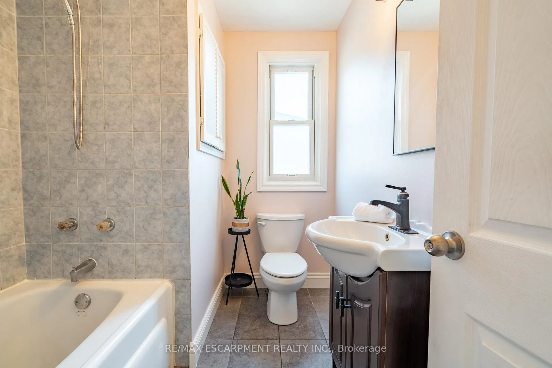 Photo 19 of 702 Seventh Avenue, Hamilton, Hampton Heights — HOMEH