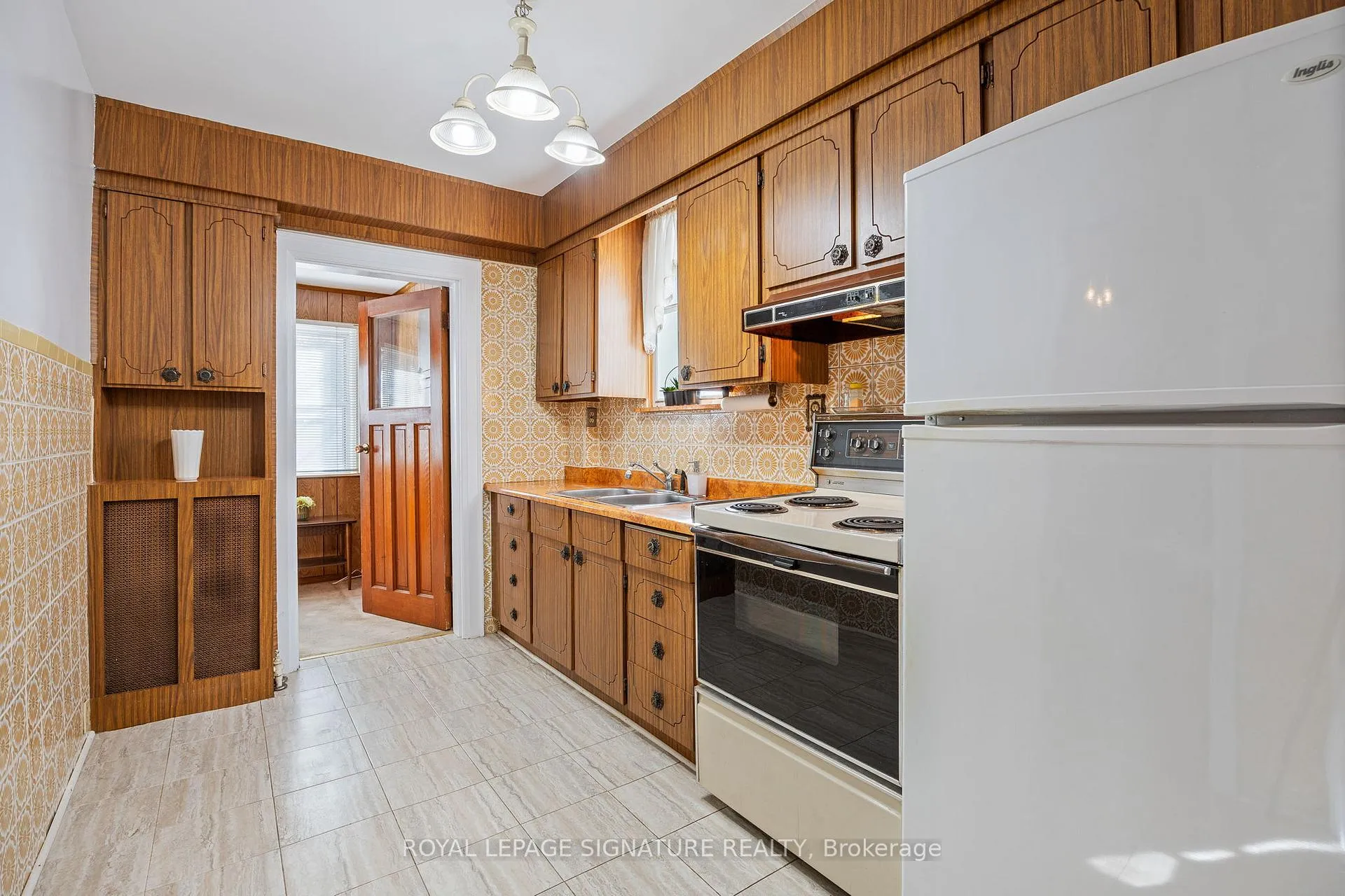 Photo 13 of 471 Roselawn Avenue, Toronto, Lawrence Park South — HOMEH