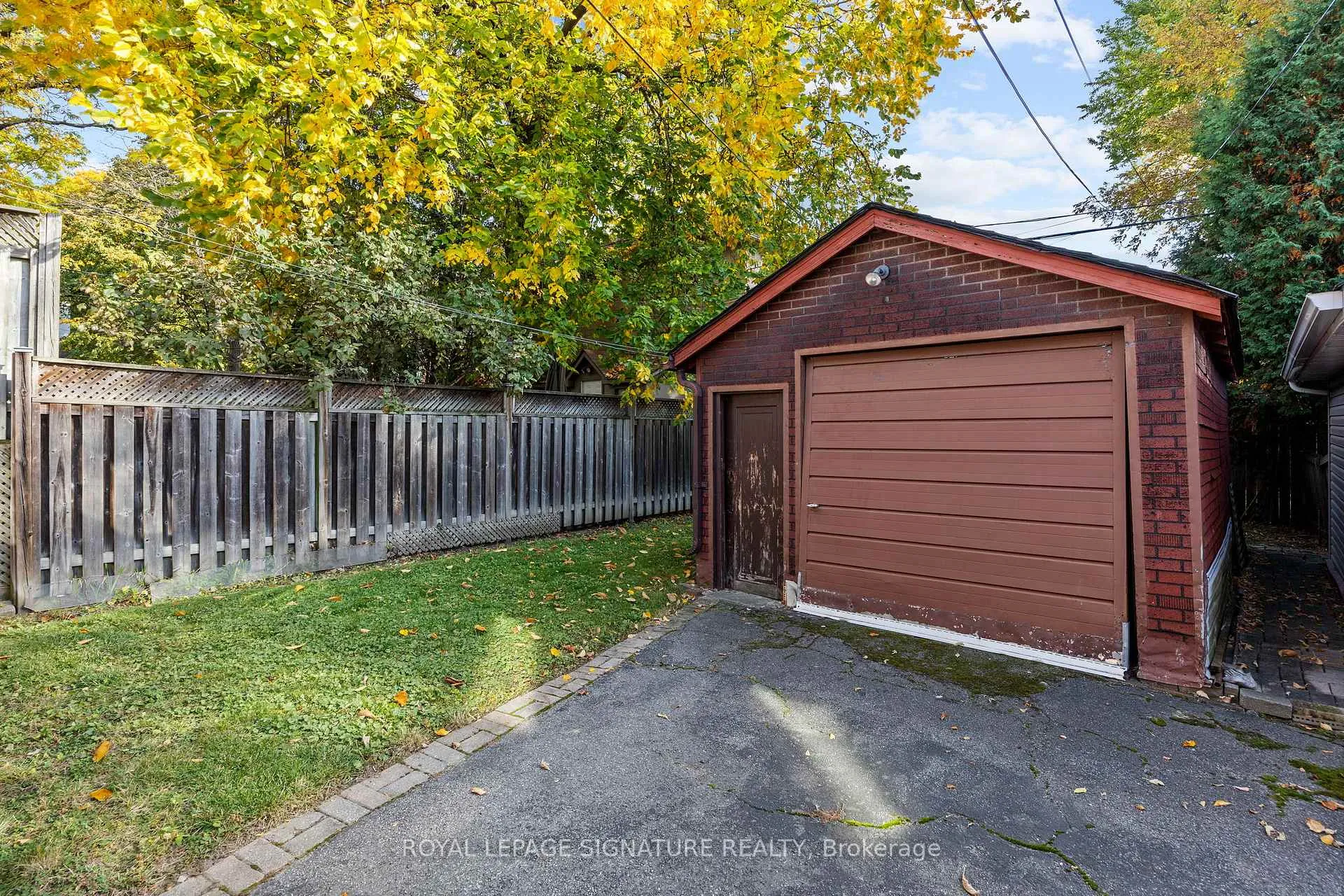 Photo 25 of 471 Roselawn Avenue, Toronto, Lawrence Park South — HOMEH