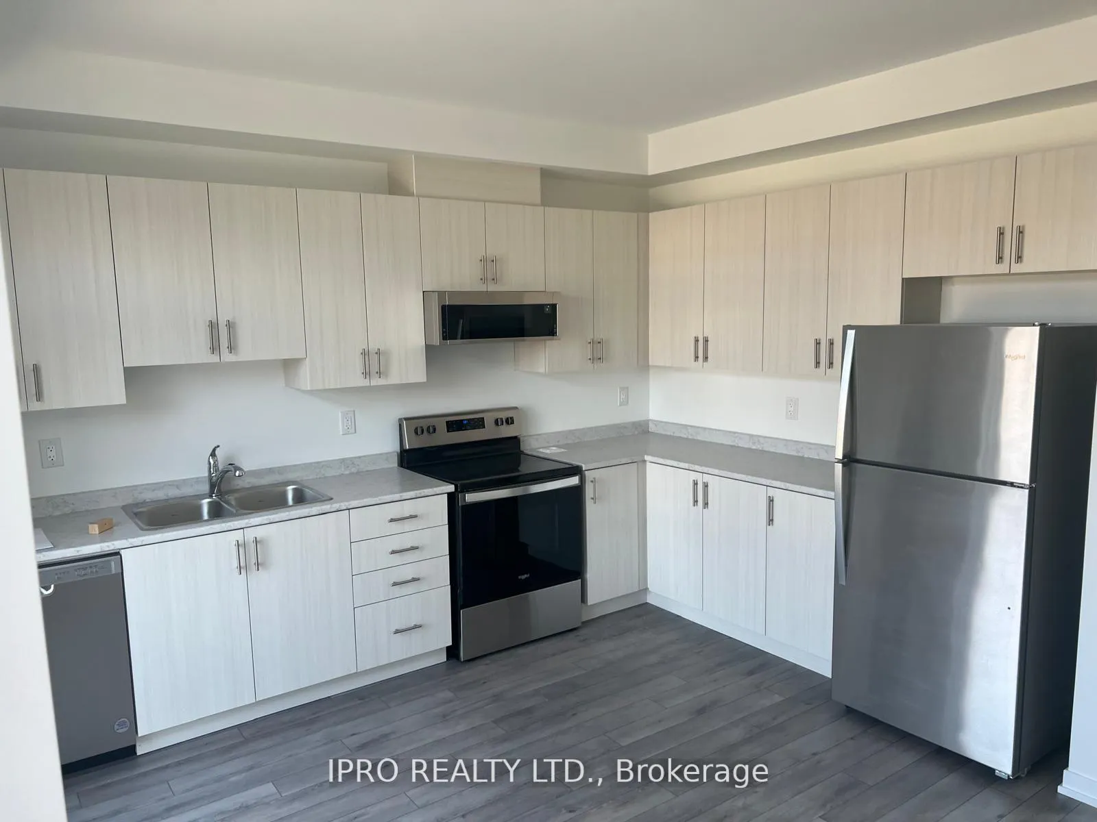 Photo 21 of 191 Monarch Avenue, Ajax, Central — HOMEH