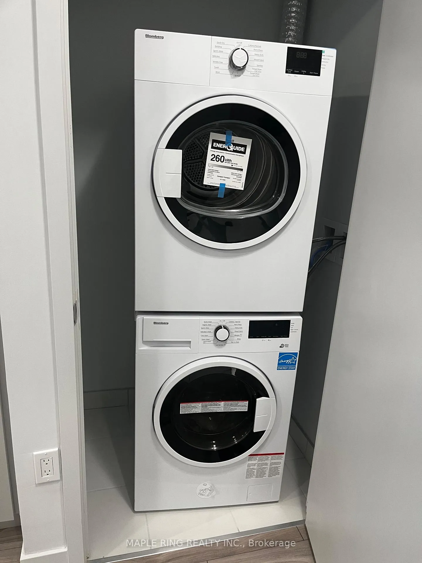 Photo 12 of Unit 1403, 2920 Hwy 7 Road, Vaughan, Vaughan Corporate Centre — HOMEH