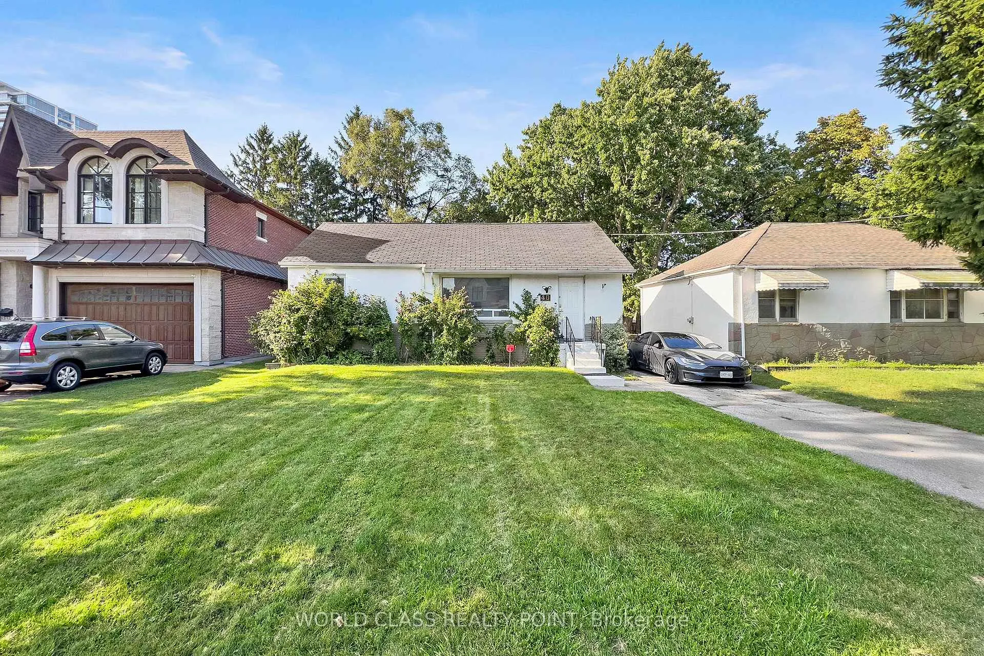 Photo 1 of 40 Grandview Avenue, Markham, Grandview — HOMEH