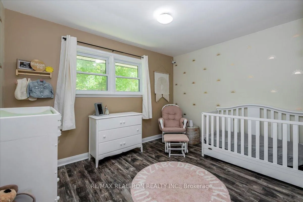 Photo 14 of 467 Irwin Street, Midland — HOMEH