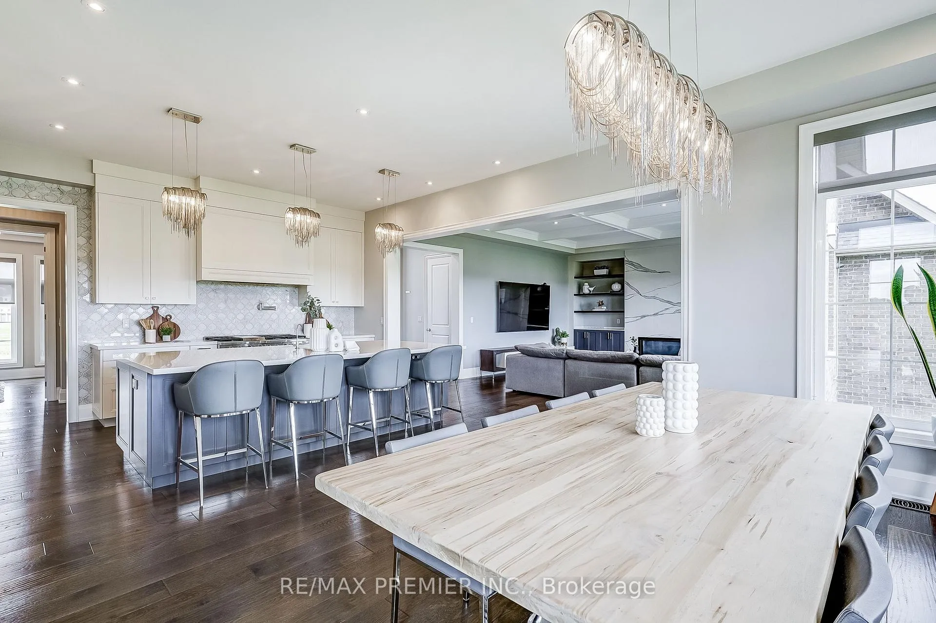 Photo 9 of 344 Amos Drive, Caledon, Palgrave — HOMEH