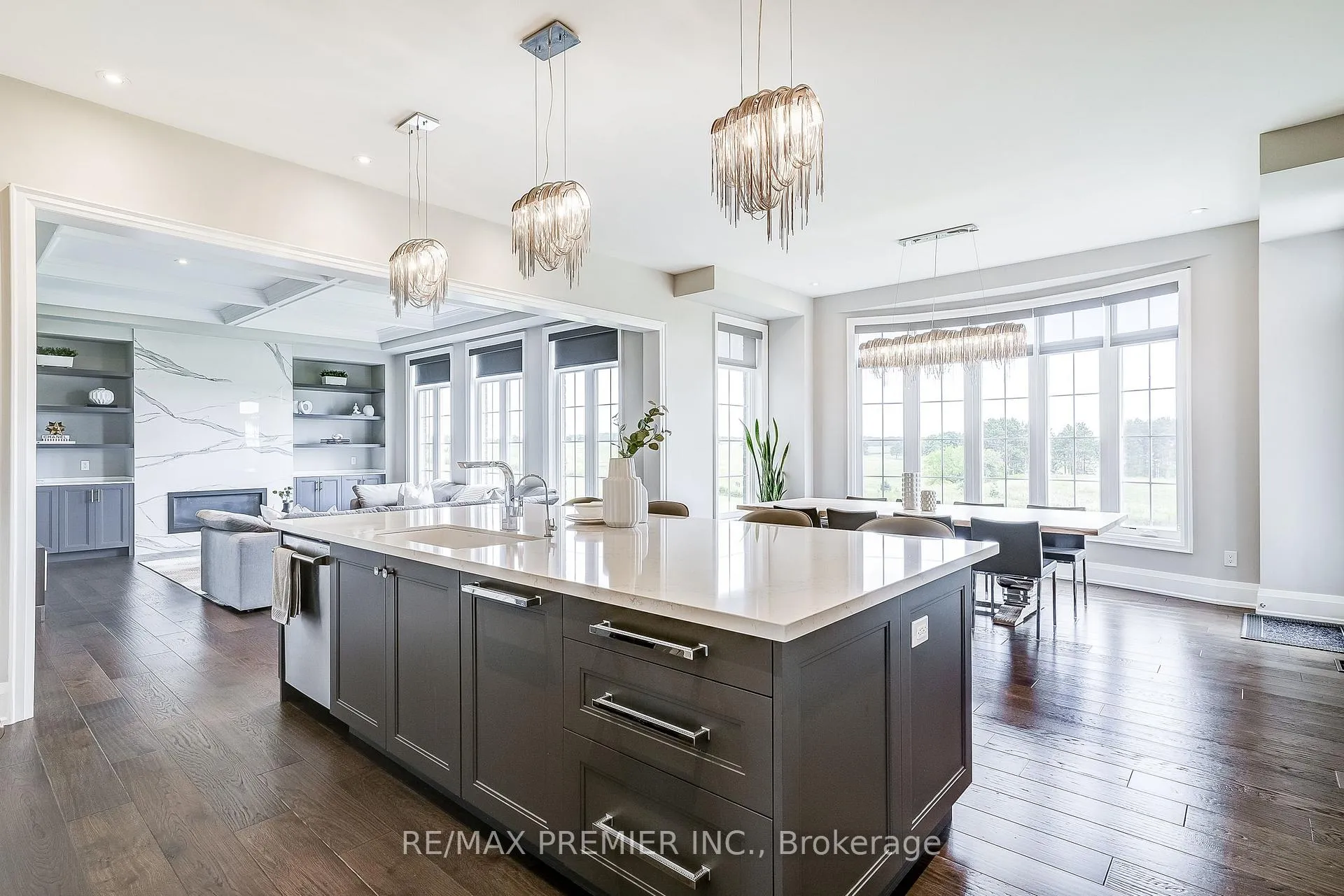 Photo 10 of 344 Amos Drive, Caledon, Palgrave — HOMEH