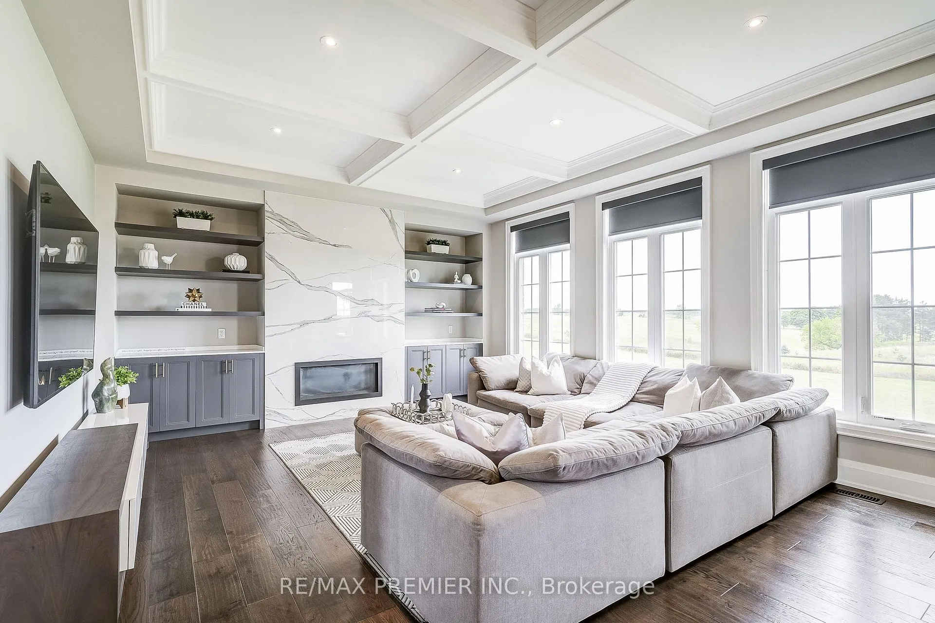 Photo 13 of 344 Amos Drive, Caledon, Palgrave — HOMEH