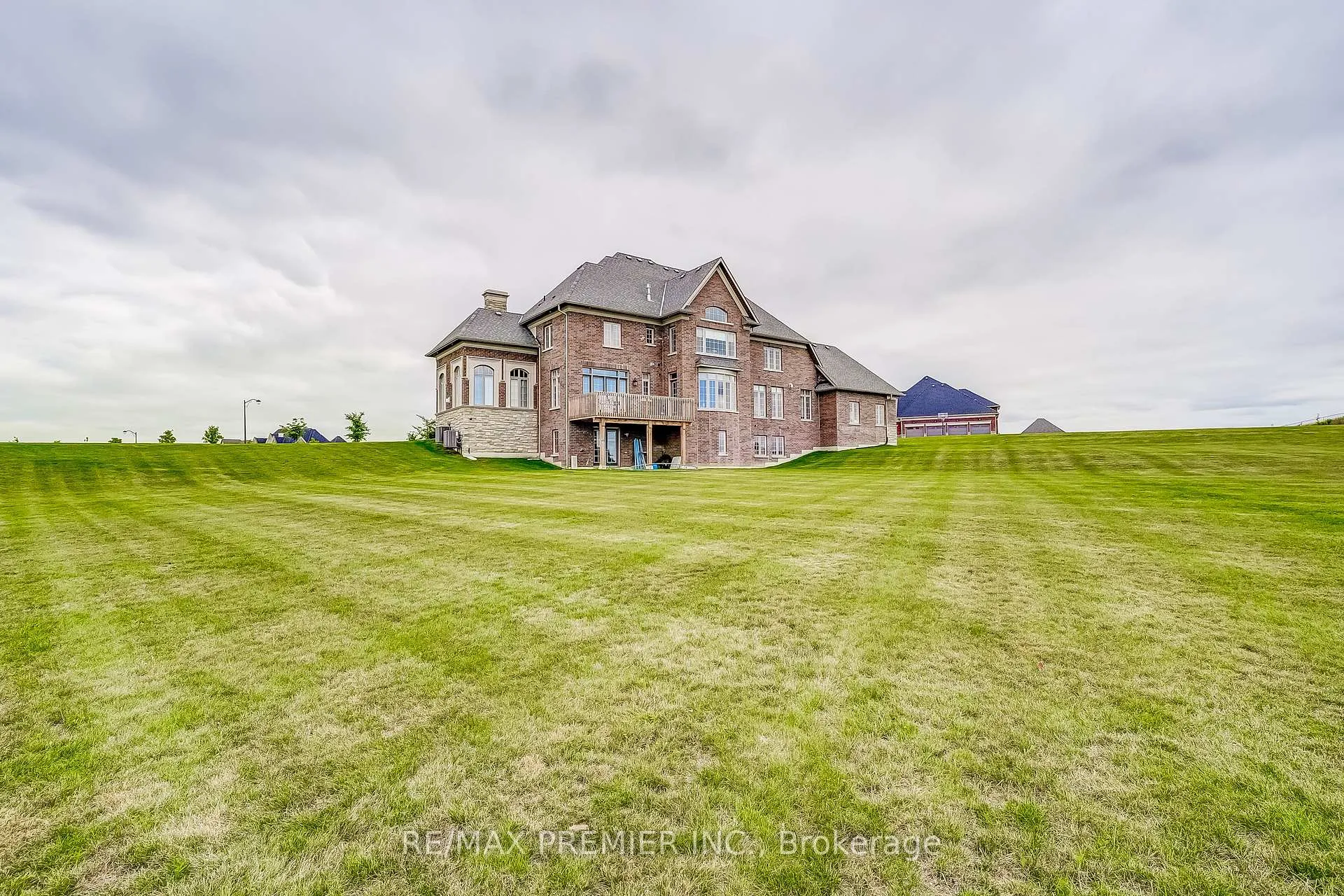 Photo 31 of 344 Amos Drive, Caledon, Palgrave — HOMEH